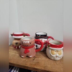 Holiday Character Mug Set